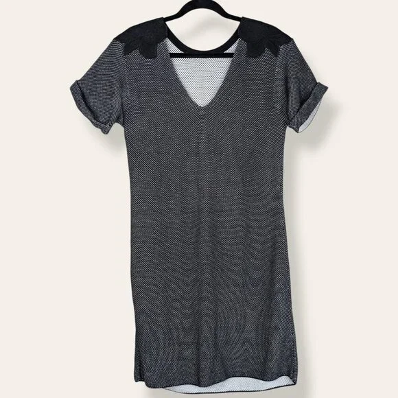 Strenesse B&W Knit Short Sleeve Dress - Picture 6 of 9